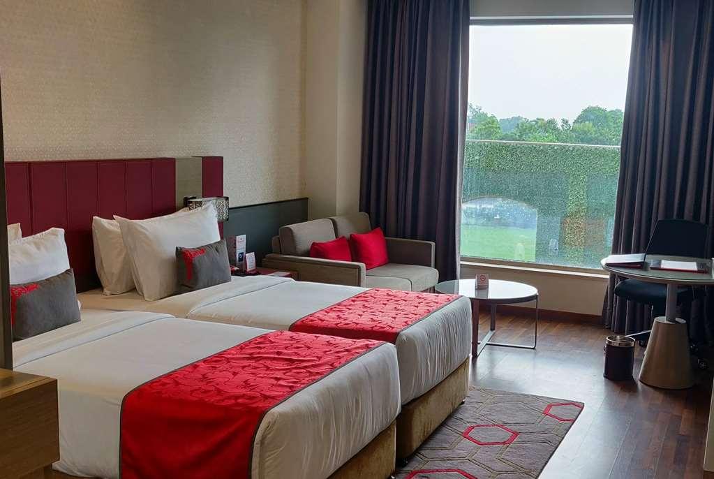 Ramada By Wyndham Lucknow Hotel And Convention Center Cameră foto